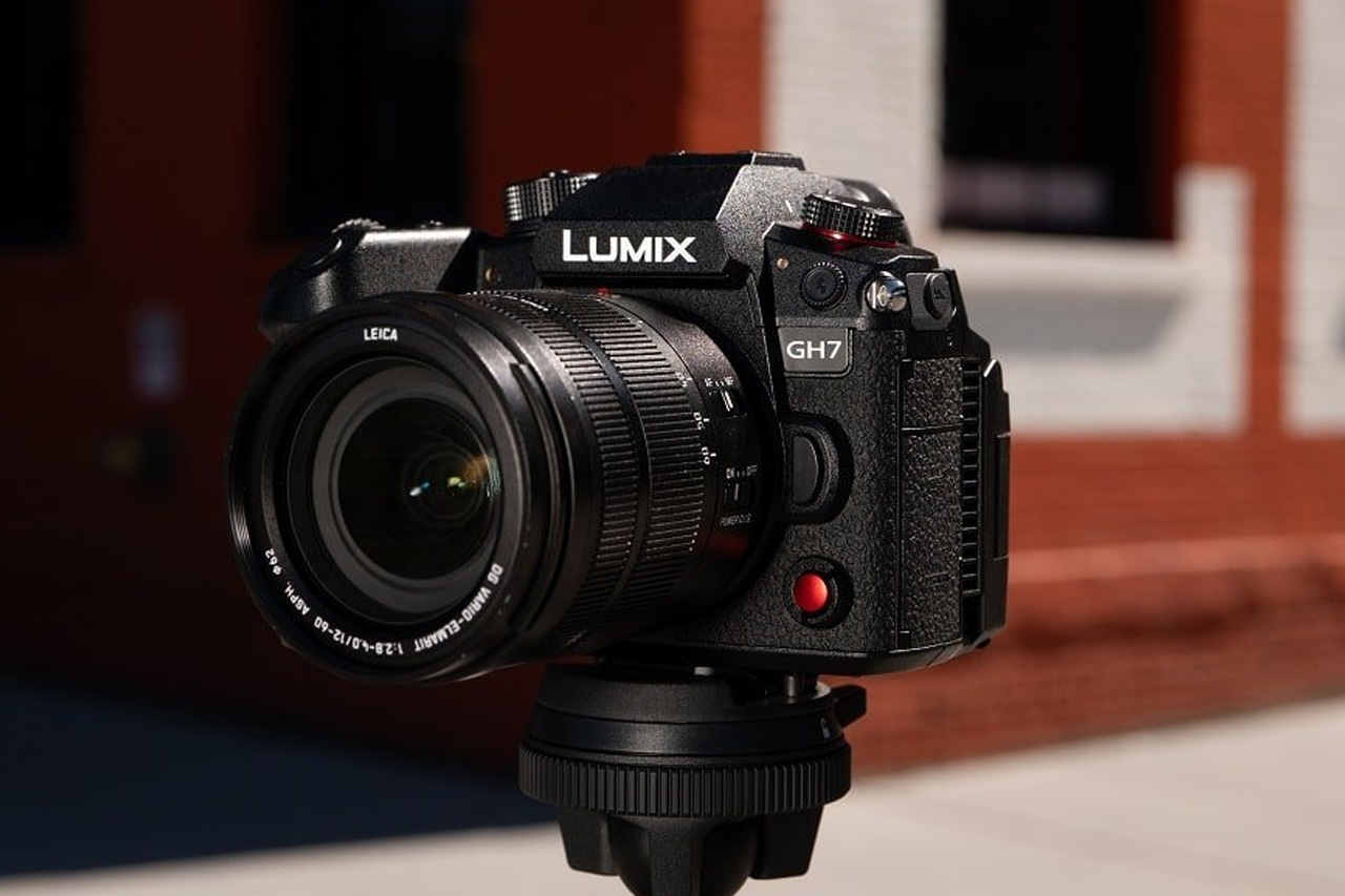 Panasonic Lumix GH7 montata