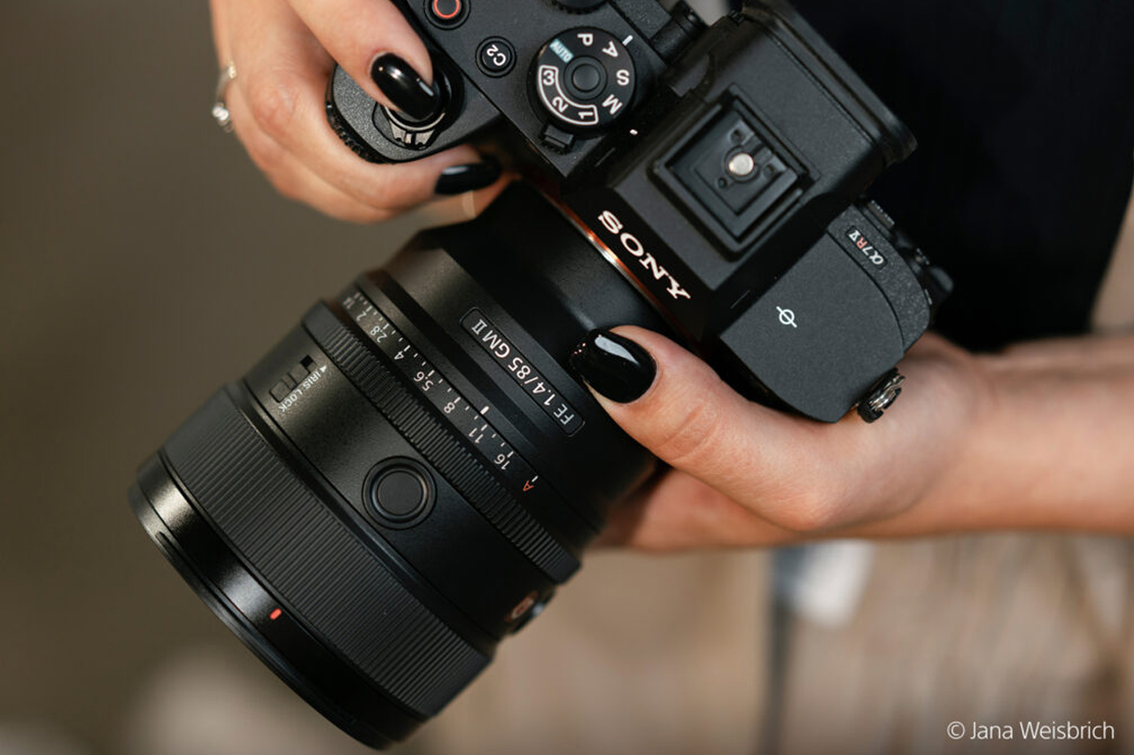 Sony 85mm F1.4GM II montato