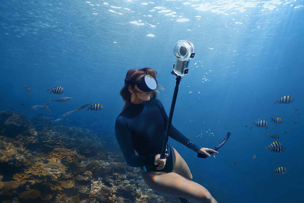 Insta360 X5: lifestyle in diving