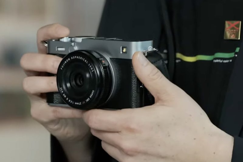 Fujifilm X-E5 durante utilizzo