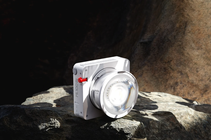 Godox ML100Bi Fronte