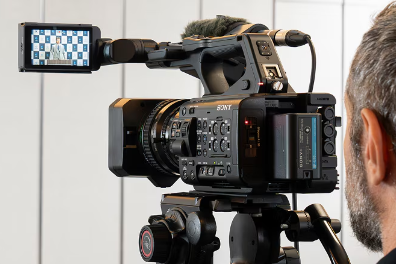 Sony PXW-Z300 fronte