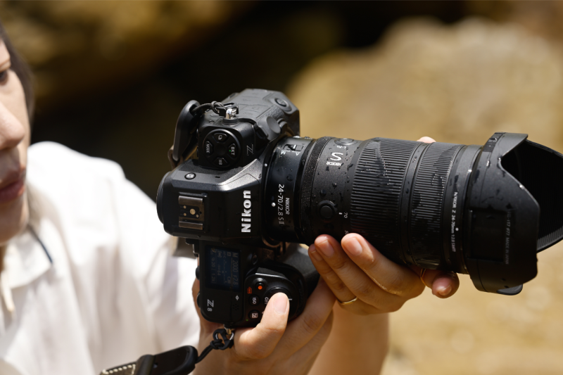 Nikkor Z 24-70mm f2.8S II fronte durante uno shooting