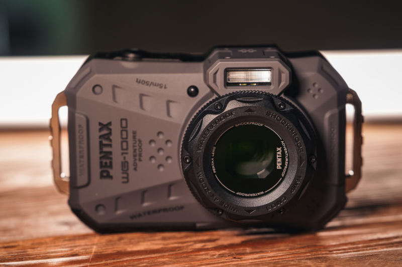 Pentax WG-1000 compatta rugged