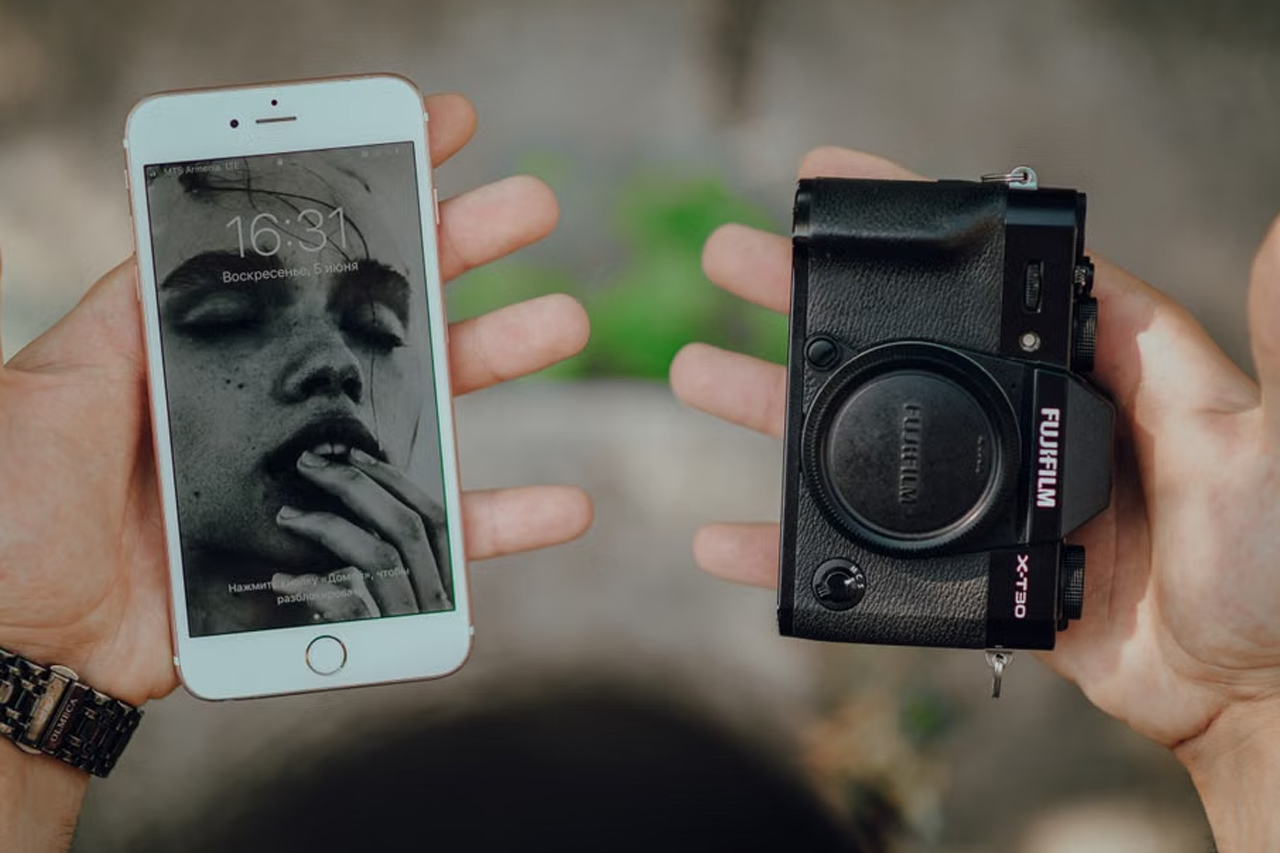 Compact camera VS smartphone