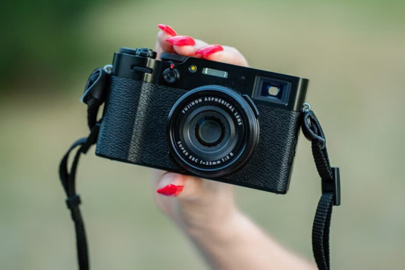 Fotocamera compatta magazine